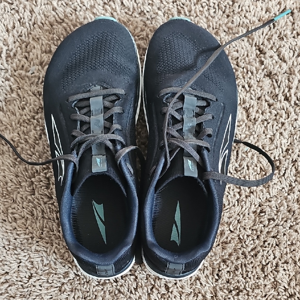 Vintage Altra Black (Escalante?) 7.5